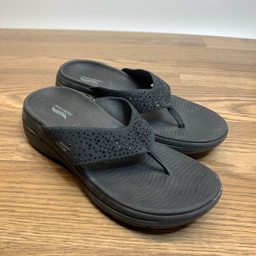 Skechers On The Go GOwalk‎ Arch Fit Sandals Womens Size 9 Black Slip On Shoes